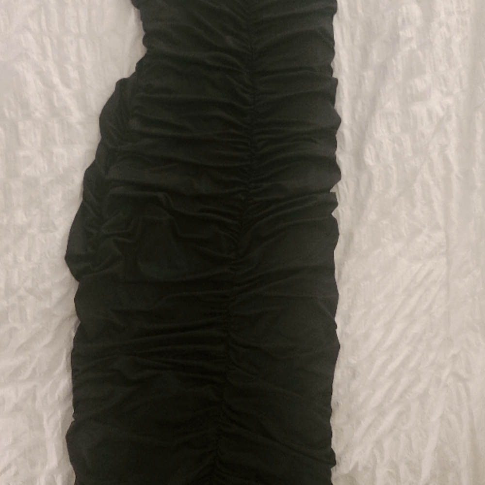 Black Dress (M-L)